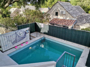 Villa Dore- Holiday House With Swimming Pool ST